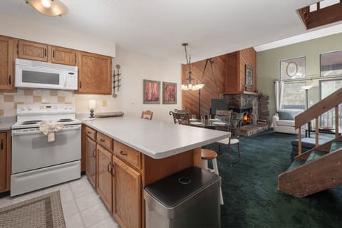 SWP Sun Song 3F kitchen