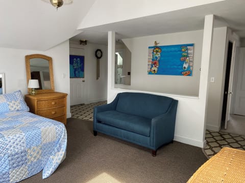 Suite, Ocean View | Individually decorated, individually furnished, free WiFi, bed sheets