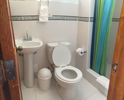 Double Room, Balcony | Bathroom | Shower, free toiletries, towels