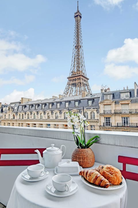 Apartment | Outdoor dining