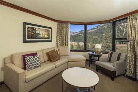 Olympic Valley Vacation Rental | 2BR | 2BA | 1,025 Sq Ft