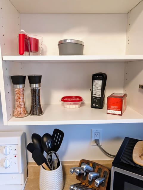 Kitchen Cupboard | Serviced Apartment