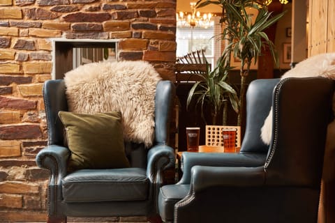 Breakfast, lunch and dinner served