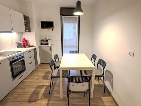 Apartment, Condominium, Hotel