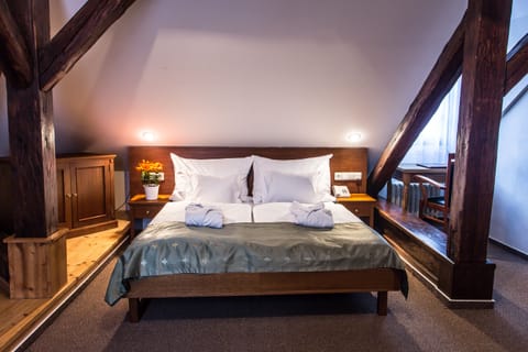 Deluxe Double Room, Terrace (Castle view) | Minibar, in-room safe, desk, iron/ironing board