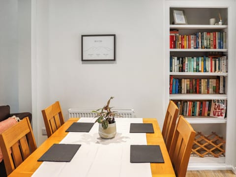 Dining Area | Bryn Hyfryd Cottage, Conwy