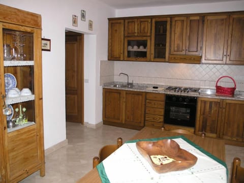 Apartment, 1 Bedroom, Annex Building | Private kitchen | Full-size fridge, oven, stovetop, dishwasher