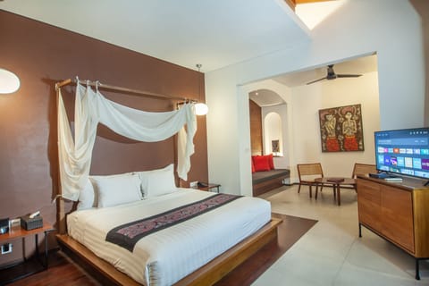 Villa, 1 Bedroom, Private Pool (Daily Afternoon Tea) | Minibar, in-room safe, desk, soundproofing