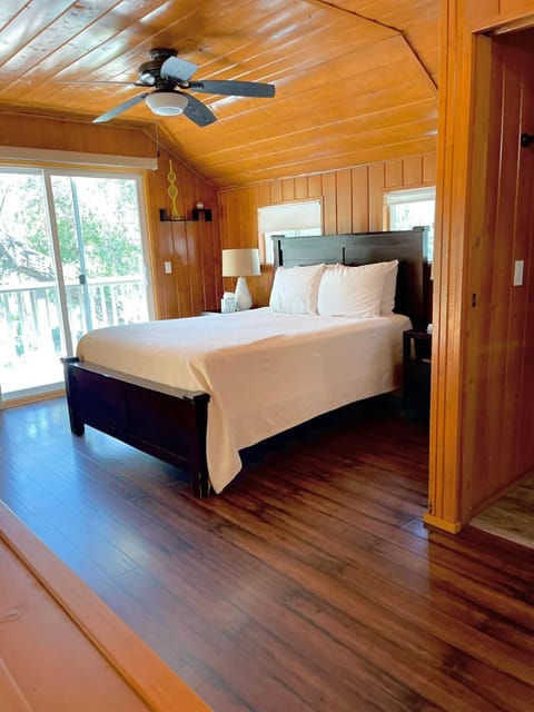 Eagle Cottage | Individually decorated, individually furnished, iron/ironing board