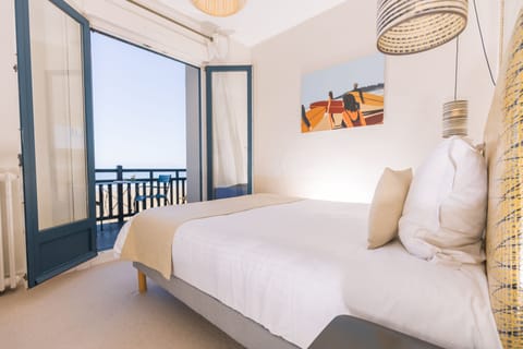 Double Room, Sea View | Premium bedding, individually decorated, desk, soundproofing