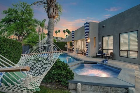 SUNSET OVER HAMMOCK