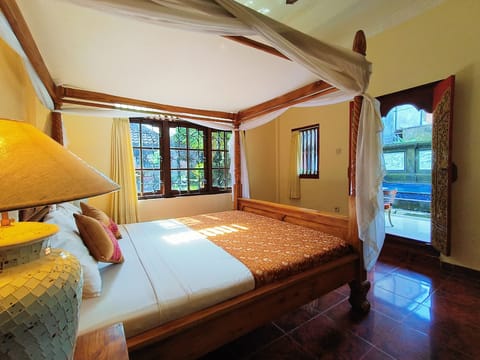 Double Room, Pool View | Individually decorated, individually furnished, desk, laptop workspace