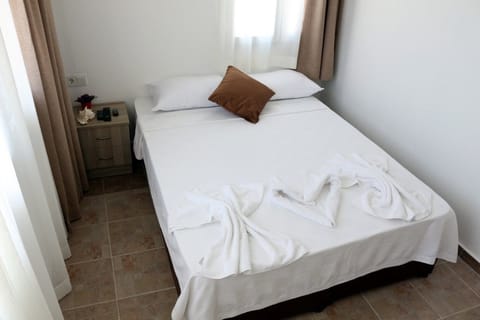 Single Room | Premium bedding, soundproofing, free WiFi, bed sheets