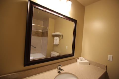 Standard Room, 2 Queen Beds, Non Smoking | Bathroom sink