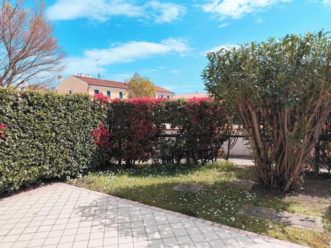 Apartment, 2 Bedrooms, City View | Garden