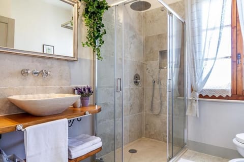 Superior Villa, Garden View | Bathroom