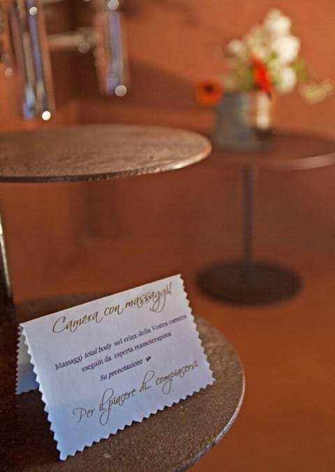 Suite | Minibar, in-room safe, individually furnished, desk