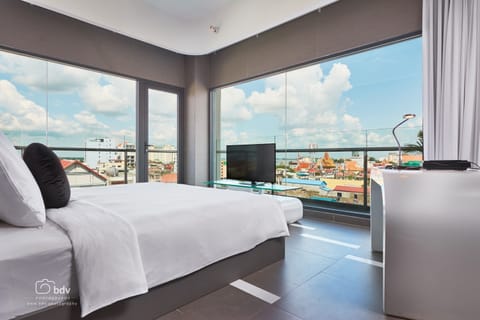 Suite, 1 King Bed, Balcony | View from room