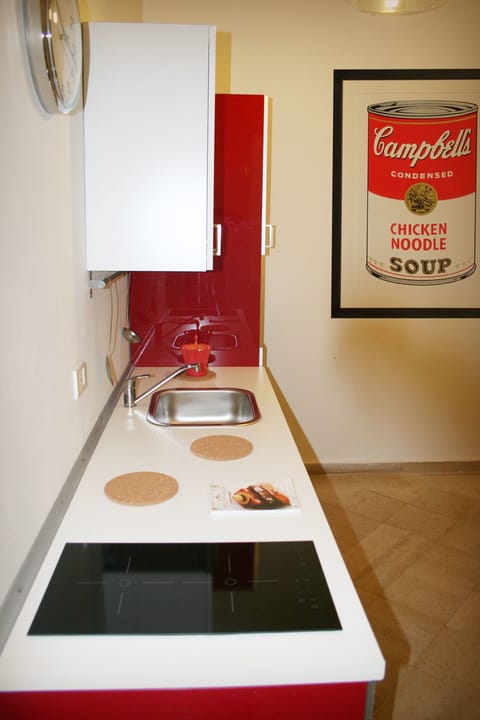 Studio | Private kitchen | Full-size fridge, microwave, stovetop, coffee/tea maker