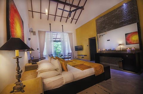 Deluxe Double or Twin room with Complimentary transfer to Sigiriya Rock fortress | 1 bedroom, minibar, in-room safe, desk