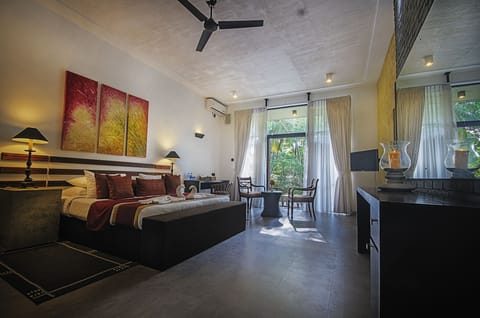 Deluxe Double or Twin room with Complimentary transfer to Sigiriya Rock fortress | 1 bedroom, minibar, in-room safe, desk