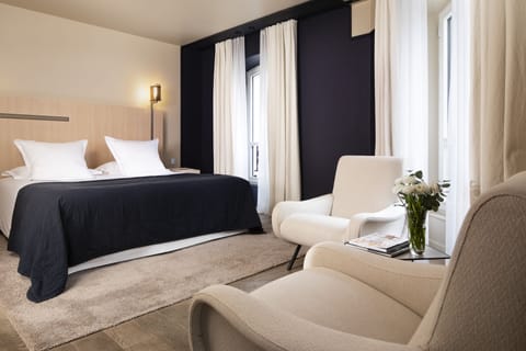 Deluxe Room | Egyptian cotton sheets, premium bedding, minibar, in-room safe