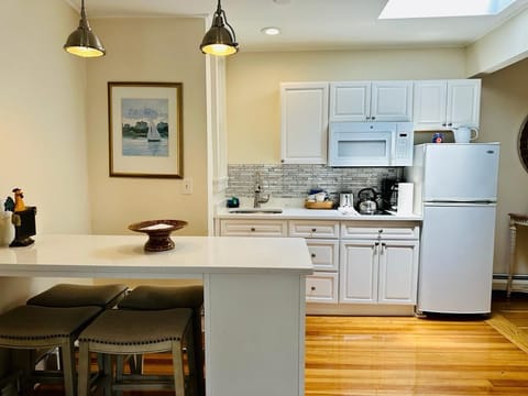 Traditional Apartment (Pet Friendly) | Private kitchen | Fridge