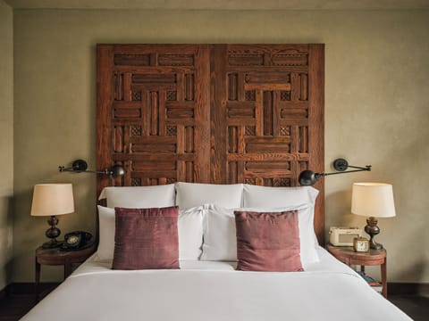 Room (Small) | Egyptian cotton sheets, premium bedding, down comforters, minibar