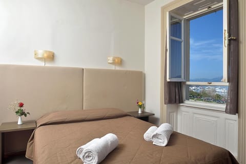 In-room safe, free WiFi, bed sheets