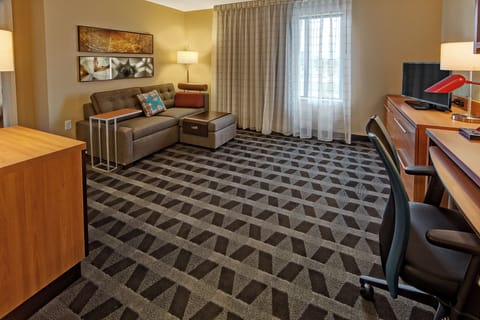 Suite, 1 Bedroom | In-room safe, desk, iron/ironing board, free cribs/infant beds