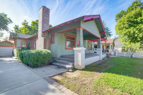 Riverside Vacation Rental | 3BR | 2BA | 1,600 Sq Ft | 5 Steps to Enter