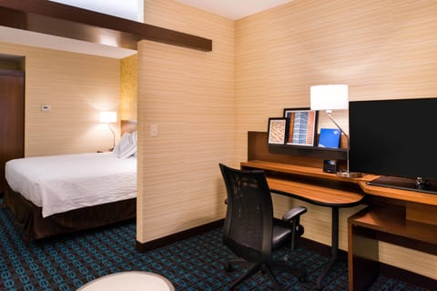 Select Comfort beds, in-room safe, desk, laptop workspace