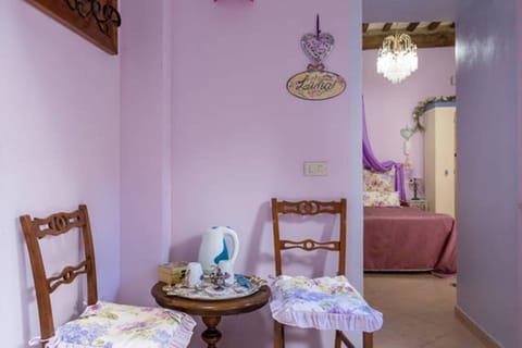 Comfort Double Room, 1 Bedroom, Private Bathroom, Courtyard Area | 1 bedroom, in-room safe, individually decorated, individually furnished