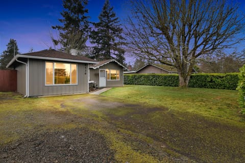 Tree, Grass, Cottage, House, Outdoors
