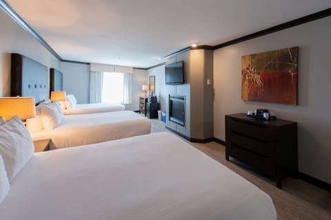 Suite, Multiple Beds, Non Smoking, Jetted Tub (Walk-in Shower) | Premium bedding, blackout drapes, iron/ironing board, free WiFi