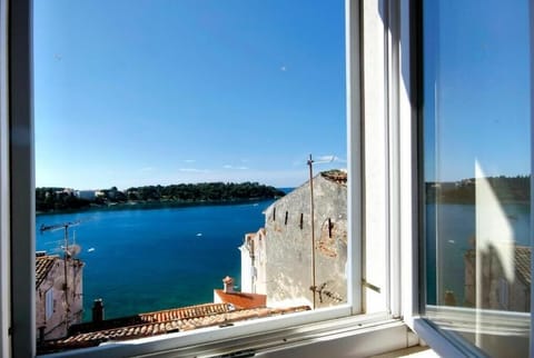 Apartment, City View | Interior