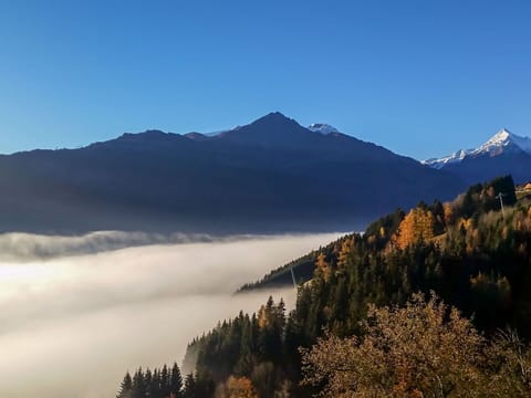 Mountain, Mountainous Landforms, Nature, Hill, Mountain Range, Natural Landscape, Highland, Wilderness, Landscape, Atmospheric Phenomenon