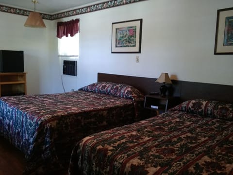 Room, 2 Queen Beds | Free WiFi, bed sheets