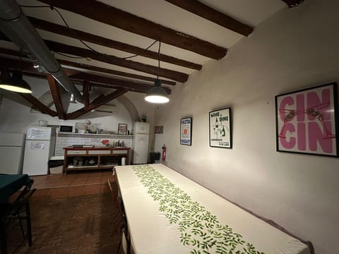 Fridge, microwave, stovetop, toaster