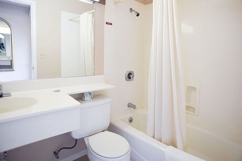 Room, 2 Queen Beds | Bathroom | Free toiletries, towels