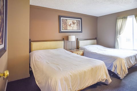 Family Room | Rollaway beds, free WiFi, bed sheets