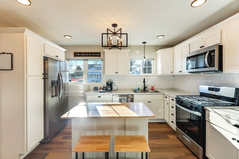 House (2 Bedrooms) | Interior