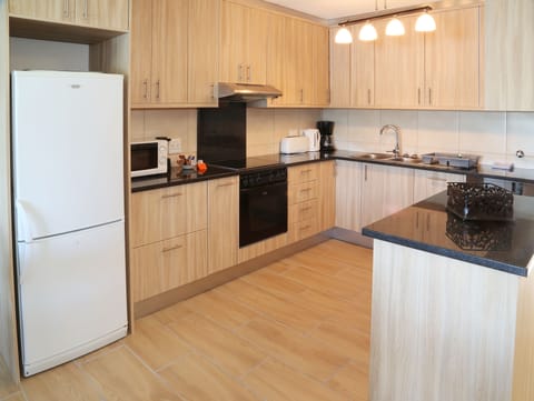 Self Catering Apartments - Ground F | Private kitchen | Full-size fridge, microwave, oven, stovetop