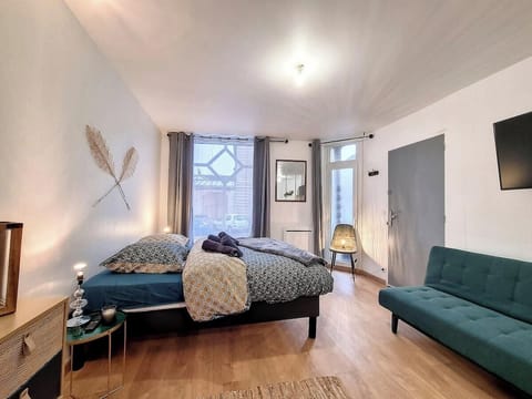 Séjour avec lit double pour de douces nuits
