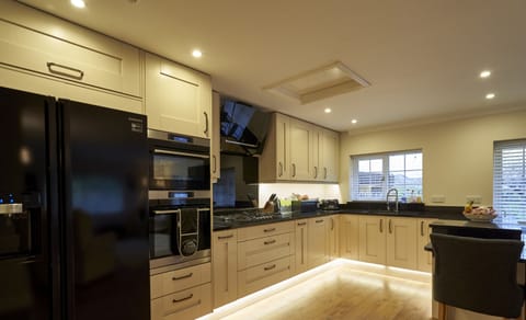 The Ashby Suite | Private kitchen | Coffee/tea maker, electric kettle