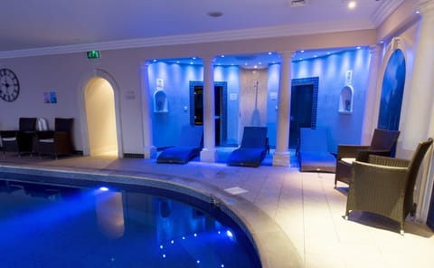 Indoor pool, seasonal outdoor pool, sun loungers