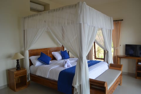 One Bedroom Villa (pool and ocean view) | In-room safe, desk, rollaway beds, free WiFi