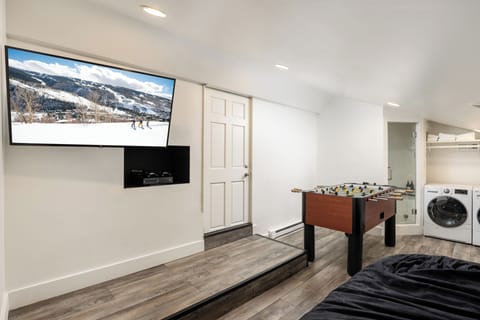 Condo, 5 Bedroom 4 Bath (Platinum) | Game room