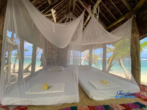 Beach Fale | Bed sheets