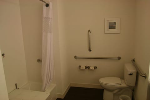Room, 2 Queen Beds, Accessible, Non Smoking | Bathroom | Combined shower/tub, free toiletries, hair dryer, towels